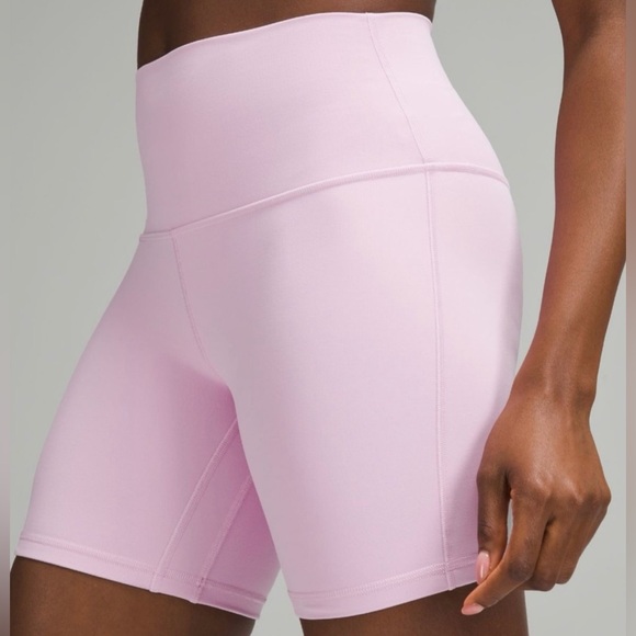 New Lululemon Align high rise short 6